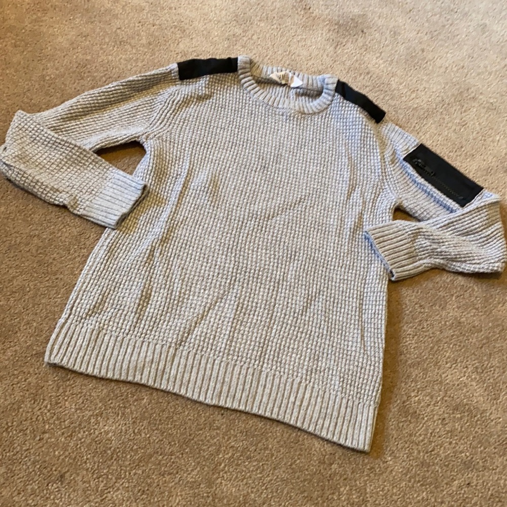 H&M sweater